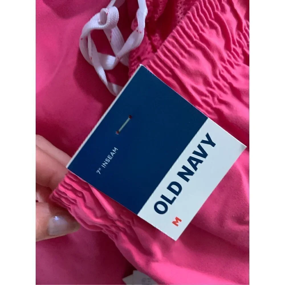 Old navy pink men’s shorts size mediumm